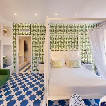 Luxury In Center Sorrento